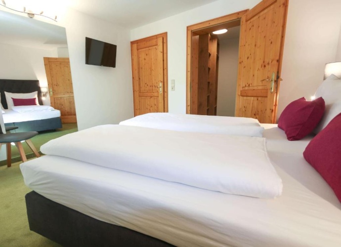 3 Bedrooms Double Chalet