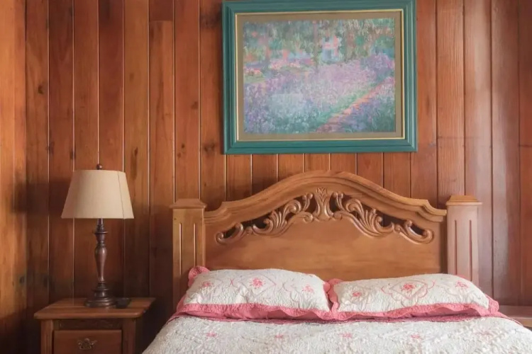 Sura Bed and Breakfast