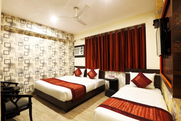 Deluxe Triple room