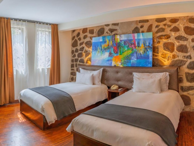 Standard Twin room