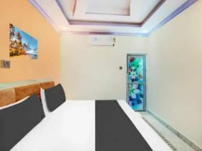 Raj Palace Guest House