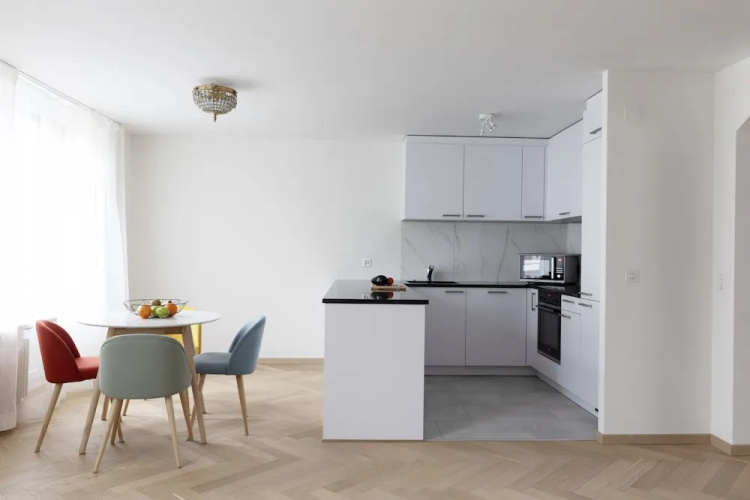Nest- Badenerstrasse