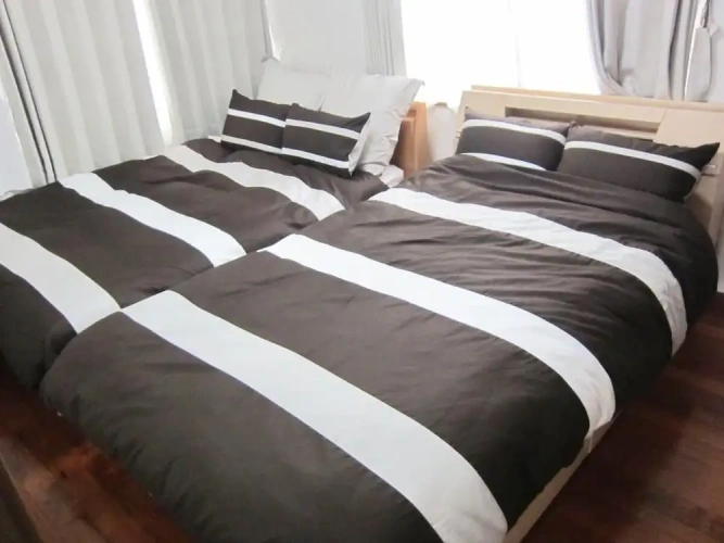 2 Bedrooms Apartment