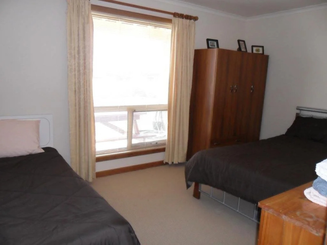 Costa Plenti Southend BnB