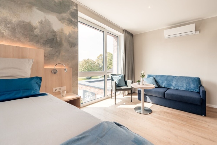 Deluxe Double room with balcony and with garden view