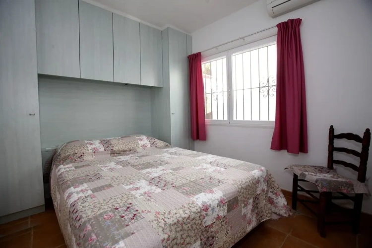 3 Bedrooms Apartment