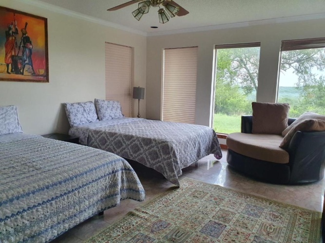 Economy Quadruple room