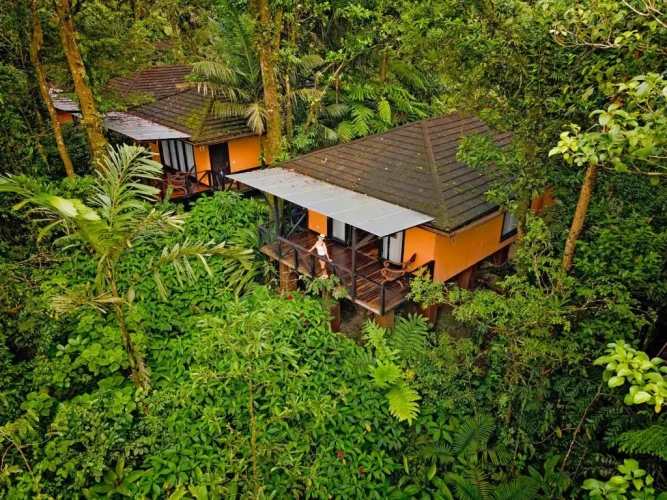 Suite with mountain view
