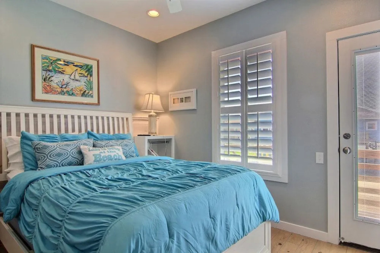 Coral Sands 8 by RedAwning