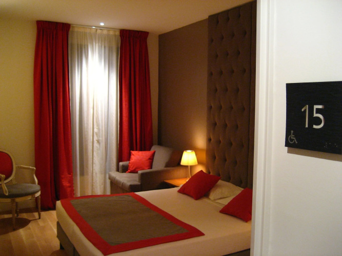 WHO - Windsor Hotel Opera