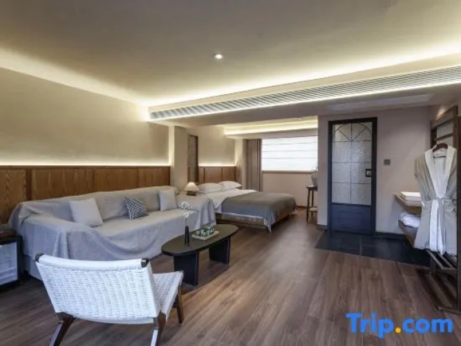 Standard Double room with garden view