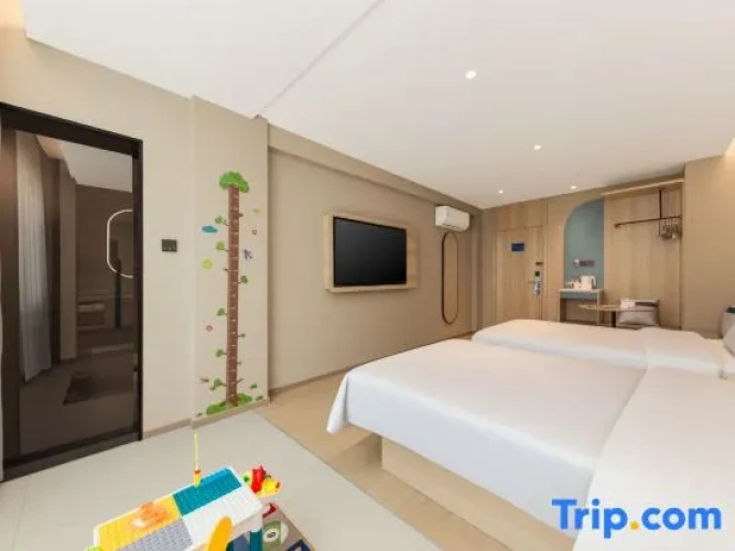Standard Twin Family room