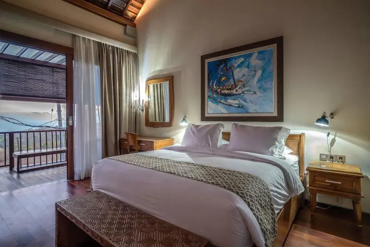 De Kutuh Villa