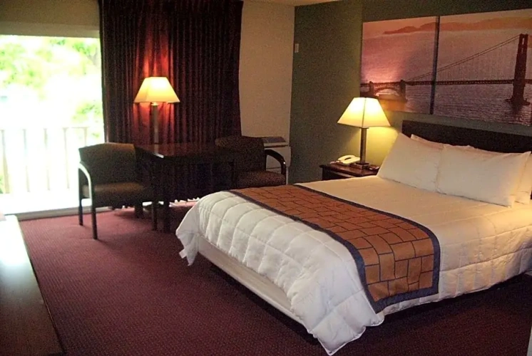 Deluxe Double Suite
