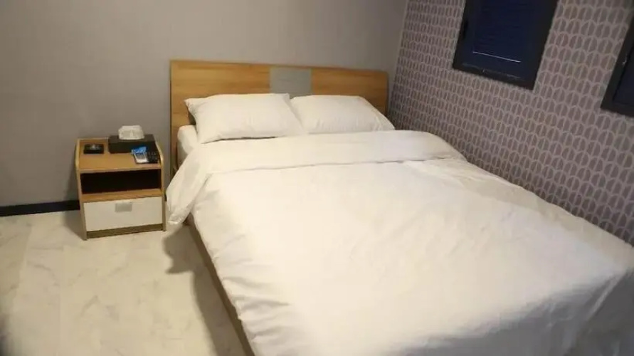 Living Hotel