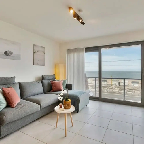 Cosy Apartment With Amazing Beach View