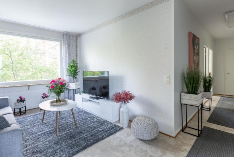 3 Bedrooms Apartment