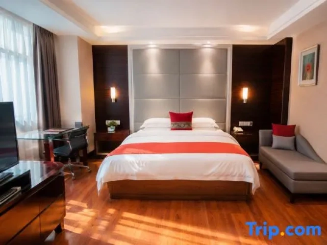 2 Bedrooms Suite