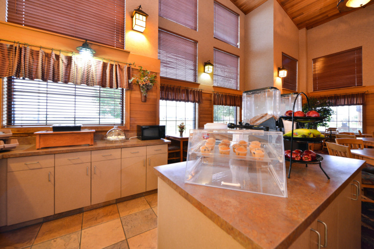 Mitchell Kelly Inn And Suites photo 24