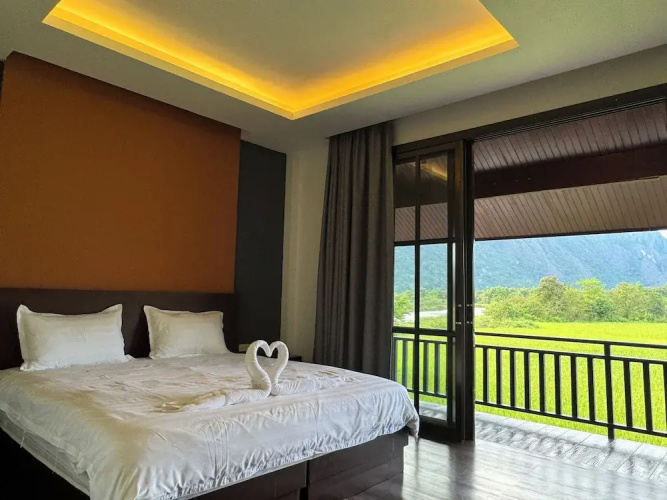 Phalai view hotel