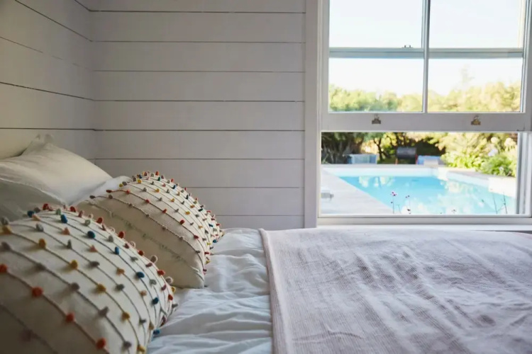 Beachfront House w Pool Steam