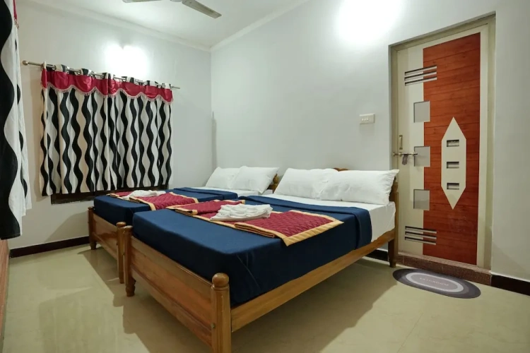 Standard Quadruple room