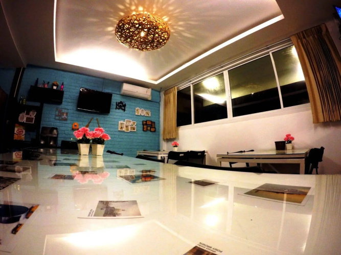 At We Patong hostel