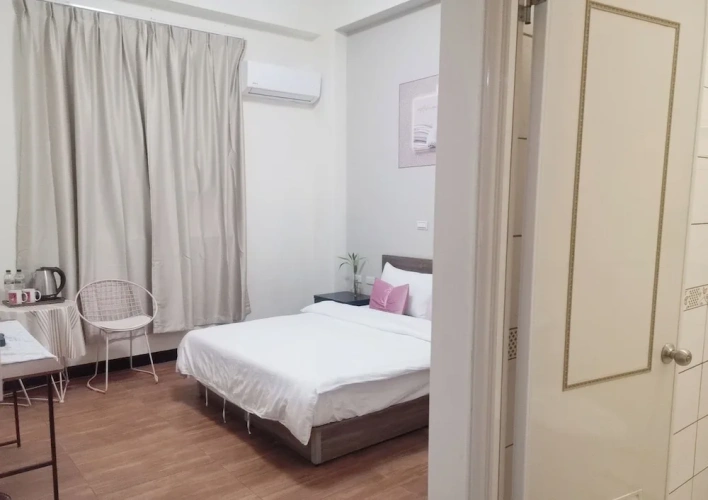 Standard Double room with courtyard view