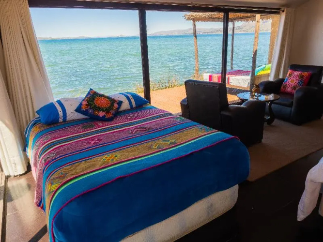 Uros Titicaca Lodge