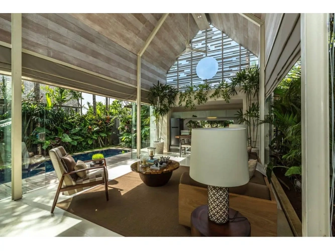 2 Bedrooms Villa