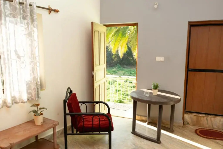 Morjim Guest House