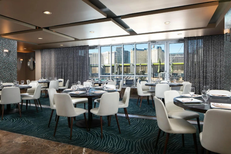 Platinum Hotel & Spa photo 23