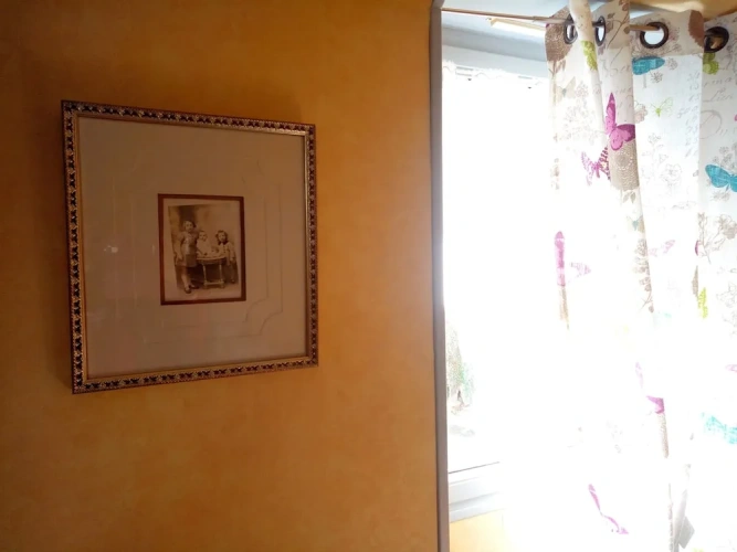 Standard Family room with garden view