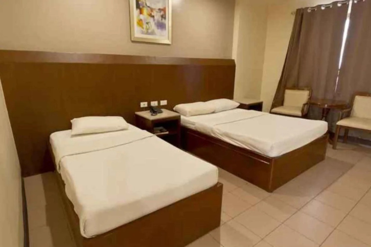 Diplomat Hotel