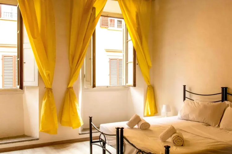 Spacious 4BD Apt Near the Duomo