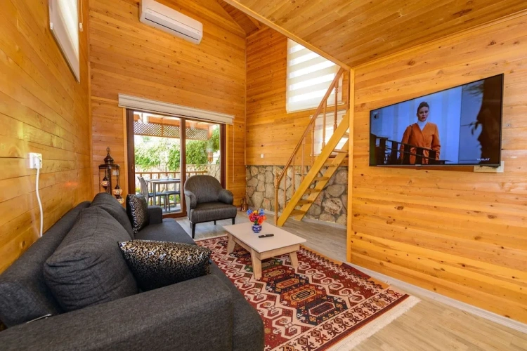 Deluxe Bungalow