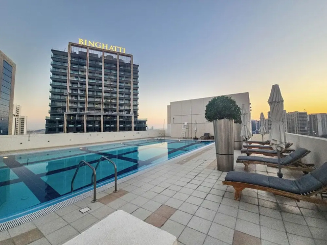 Easygo- Spacious 1bdr Bay Square Busbay