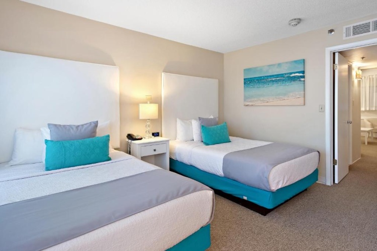 Quadruple Suite
