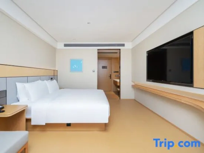 Standard Double room with view