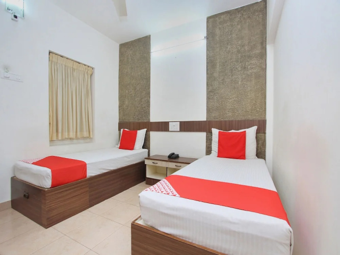 OYO 12746 Hotel Sapthagiri Nest