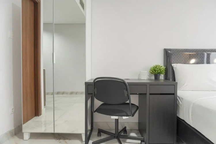 Cozy and Elegant Studio The Smith Alam Sutera Apartment