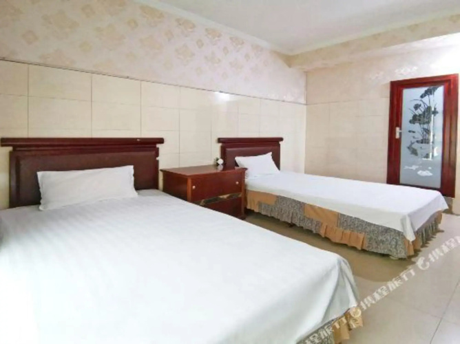 Lvjing Hotel
