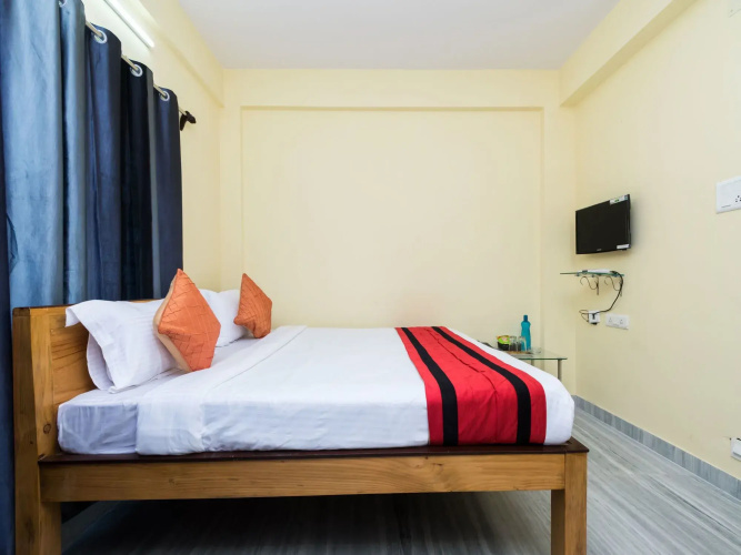OYO 9811 Hotel Relax Inn