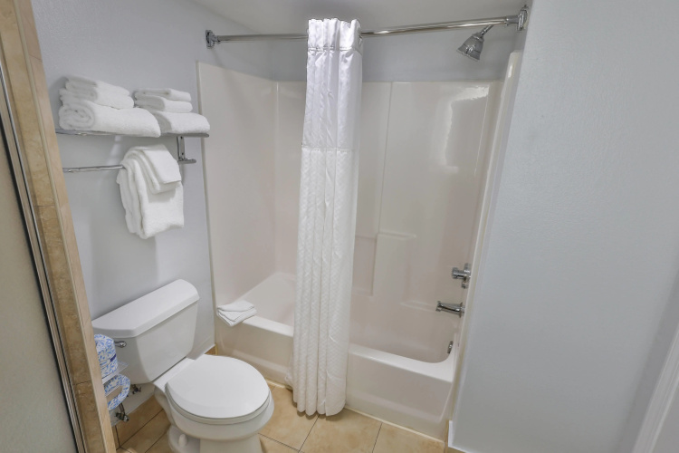 Wyndham Garden Fort Walton Beach Destin photo 12