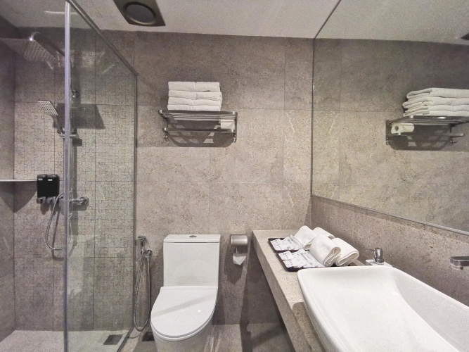 Frame Hotel