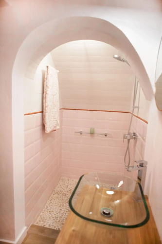 3 - El Escondite Rosa De Tarifa