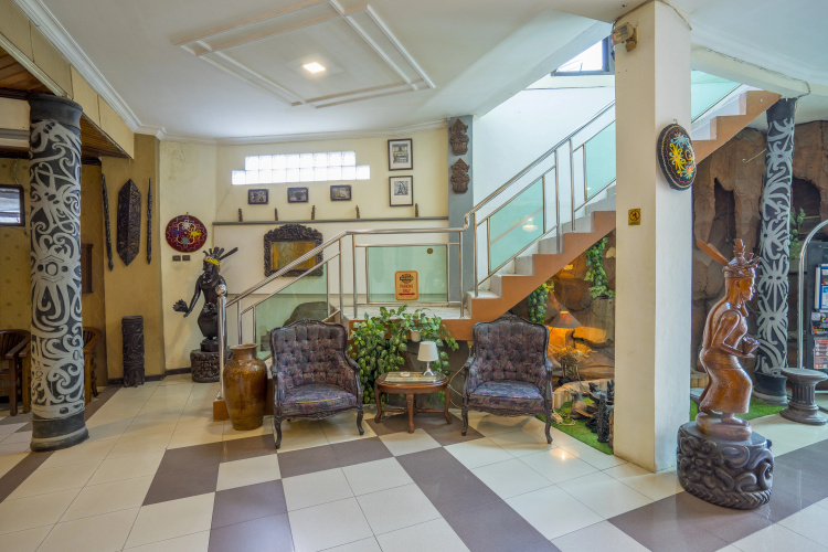 OYO 891 Hotel Gading Kencana