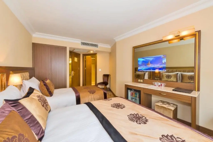 Triple room