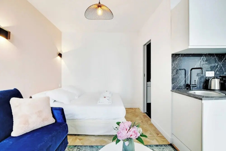 Super Studio - Place de la Bastille