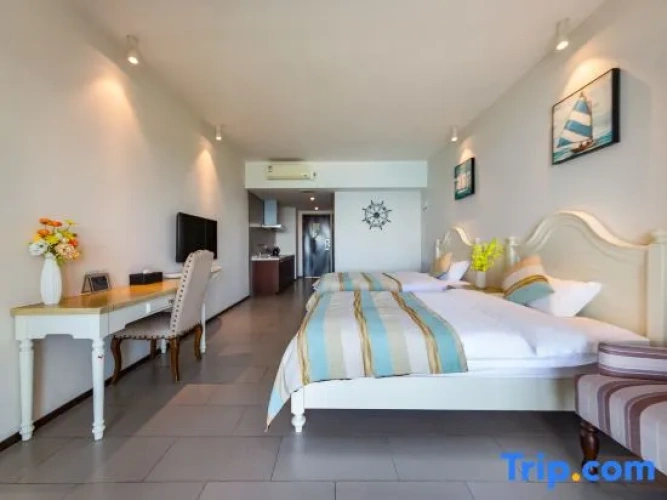 Standard Twin room with sea view